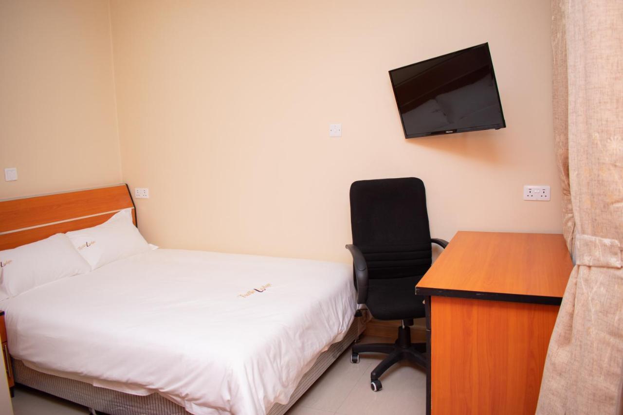Travelodge ブランタイヤ エクステリア 写真